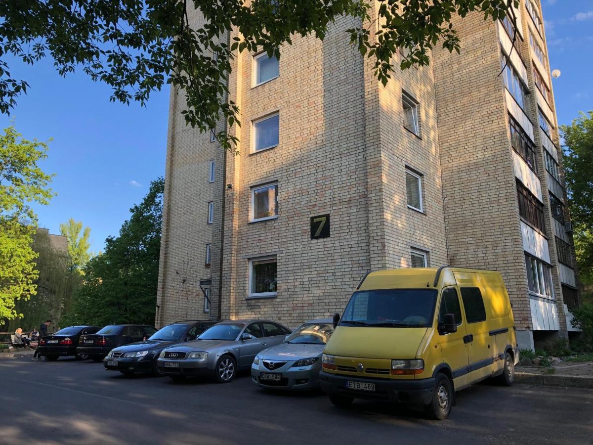 Your Home - Central Studio Apartment, Balcony, Parking & Self Check-In VNO Dış mekan fotoğraf
